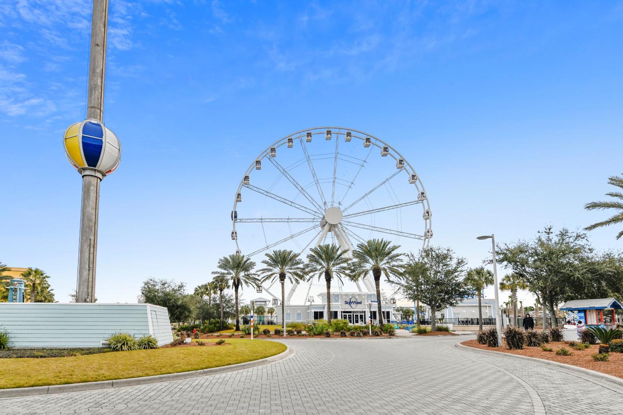 Sterling Breeze #1702 by Book That Condo Panama City Beach Buitenkant foto